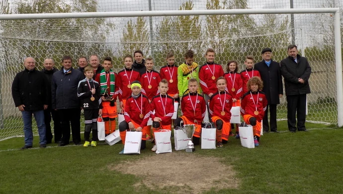 UKS APN Piotrków Trybunalski zwycięzcą jubileuszowego turnieju