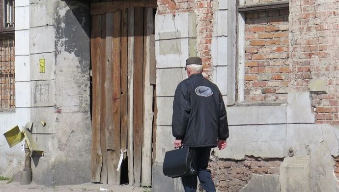 Urzędnicy bezradni w sprawie ruin