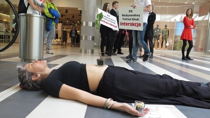 Rzeczy, które robimy w galerii handlowej raz w roku 