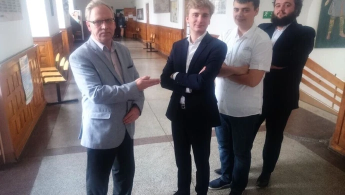 Uczniowie "Chrobrego" zgarnęli wszystkie stypendia