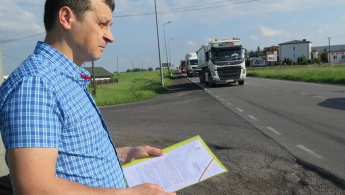 Powstanie oświetlone przejście dla pieszych w Jarostach