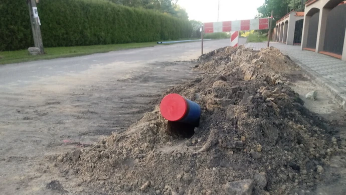 Powstaje wodociąg na Wiatracznej w Piotrkowie