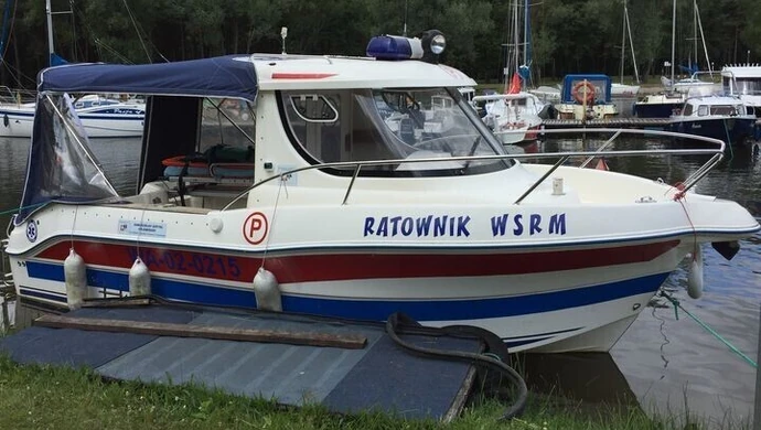 Karetka wodna zostaje nad Zalewem Sulejowskim