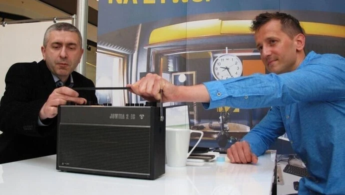 Wybierz największe hity razem ze Strefą FM!