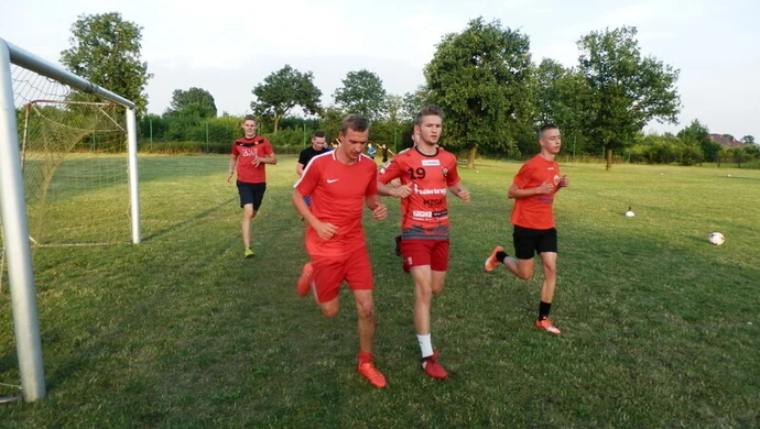 Piotrkowscy piłkarze wznowili treningi