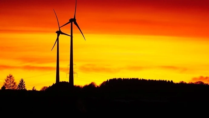 Ustawa wiatrakowa. Samorządy chcą skorzystać z furtki...