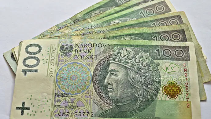 Darmowa chwilówka czy kredyt z banku – co wybrać?