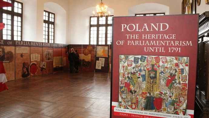 Zobacz wystawę o parlamentaryzmie