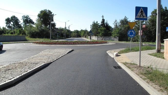 Spacerowa częściowo otwarta