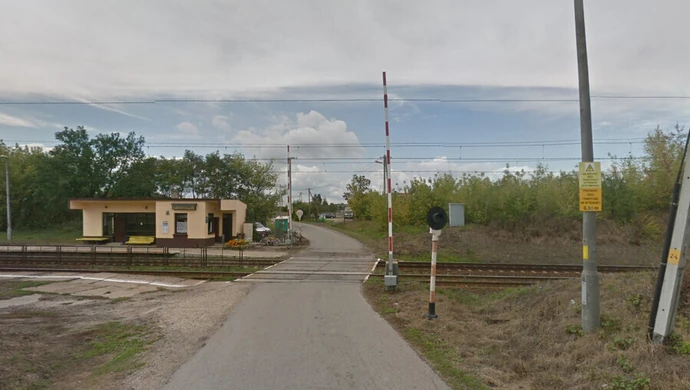 Zamknięty przejazd kolejowy w Wilkoszewicach