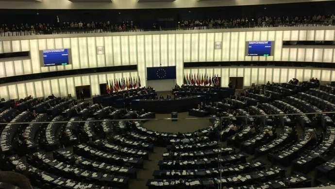 Debata o Europie w PE. Łódzki Europoseł traci komisje