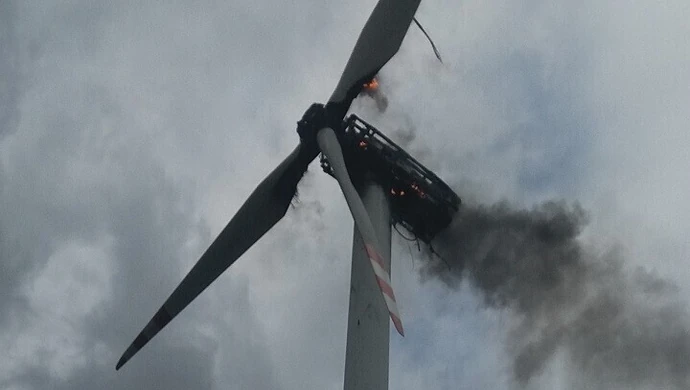 Pożar elektrowni wiatrowej 