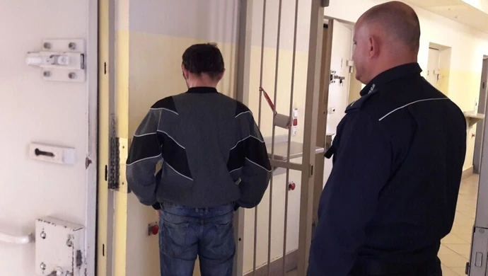 Kradł ubrania w centrach handlowych 