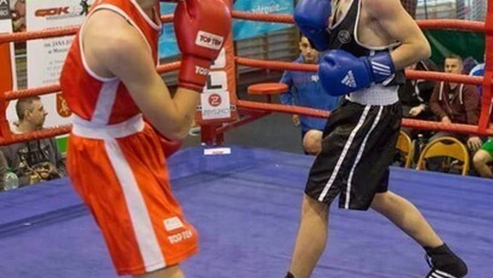 Bokserskie sukcesy piotrkowskich kickbokserów: zawodnicy Mazur Team walczyli w Grudziądzu...