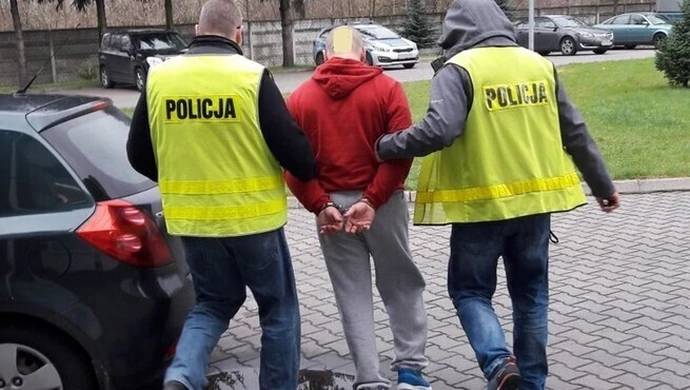 Powiedział policji, że podłożył bombę 