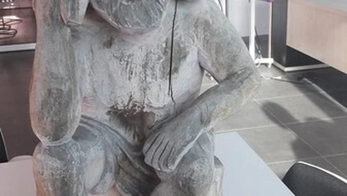 Pijani ukradli figurę Chrystusa