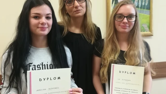 Stypendia Świętego Mikołaja dla uczennic ZSP nr 2