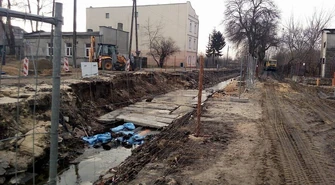 Remont Garncarskiej. Trafiono na resztki muru Bramy Krakowskiej