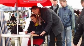 Na targowisku będą zbierać podpisy 