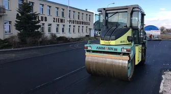 Na lotnisku trwają przygotowania do wizyty prezydentów
