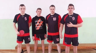 Tenisiści stołowi z Bujen najlepsi w powiecie