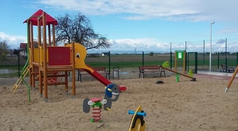 Coś dla dzieci, coś dla dorosłych &#8211; kompleks w Glinie już otwarty 