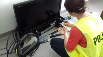 Zatrzymani dwaj nieletni sprawcy kradzieży z włamaniem