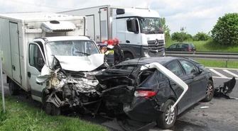 Wypadek na DK 1 w Jeżowie