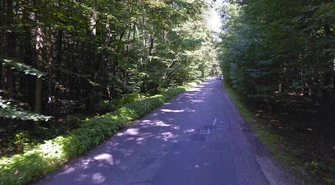 Mieszkańcy narzekają na fatalny stan drogi Piotrków-Golesze