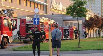 Pożar w Focusie. Klienci ewakuowani