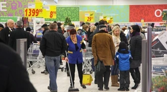 Zakaz handlu w niedzielę? A może wyższa stawka?