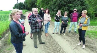 "Stracimy na tym wszyscy, zyska jedynie inwestor". Mieszkańcy Żarnowicy nie chcą chlewni