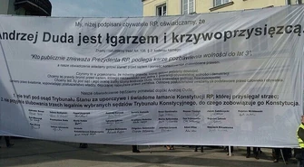 Baner &#8222;pozostanie w areszcie&#8221; 
