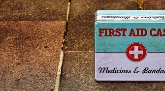 Pomoc przedmedyczna w zakładzie pracy