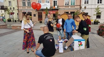 Narodowcy uczcili rocznicę urodzin Dmowskiego 