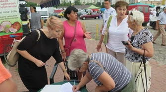 "Ratujmy kobiety". Zbiórka podpisów w Piotrkowie
