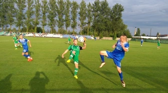 Piłkarze sprawili prezent trenerowi 