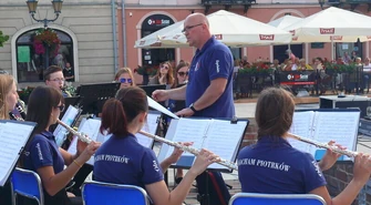 Miejska Orkiestra Dęta zagrała na Rynku 