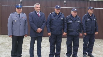 Nowe garaże dla policjantów z Grabicy