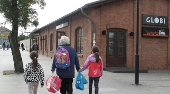 Lokale w budynkach dworca PKP stoją puste? 