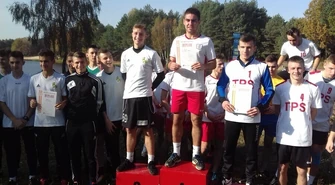 Kolejny awans piotrkowskich biegaczy