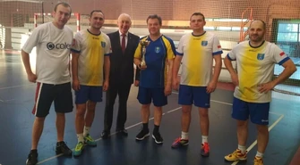 Samorządowcy z Woli Krzysztoporskiej najlepsi w siatkówce