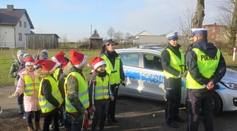 Cukierek albo rózga. Dzieci kontrolowały kierowców