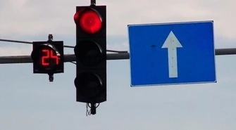 Pierwsze liczniki wróciły na piotrkowskie skrzyżowanie