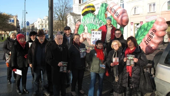 W Piotrkowie też walczą o demokrację