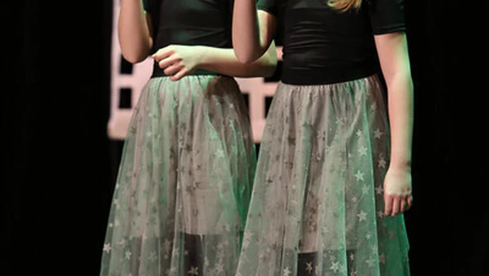 Filmowy Piotrków w tańcu i piosence