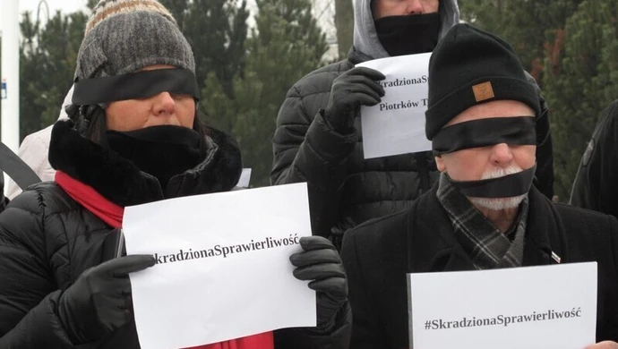 Milczący protest w centrum Piotrkowa
