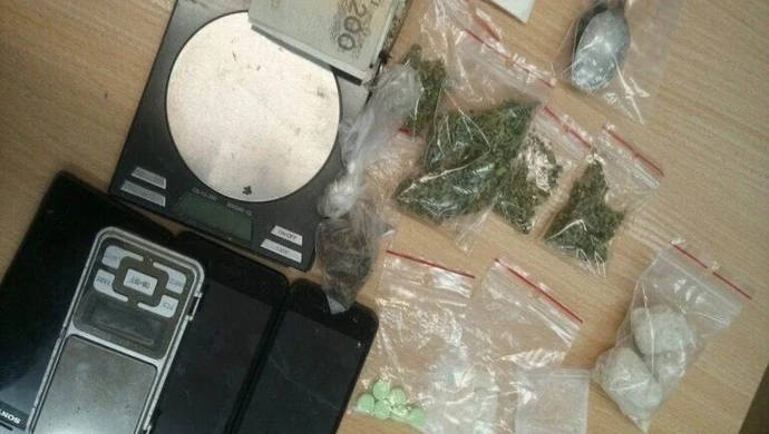 Dostali dozór policyjny za narkotyki