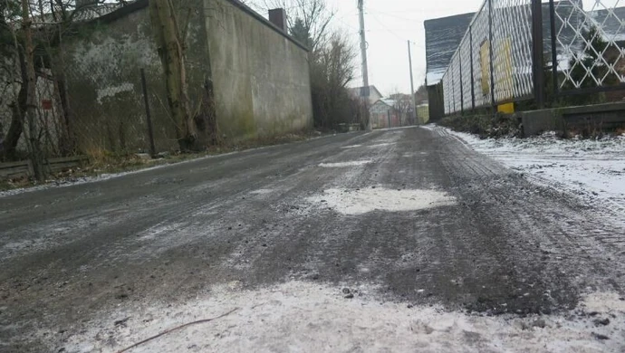 Sami sobie naprawią drogę?