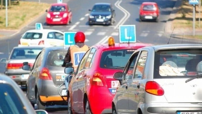 Kursant miał prawie promil alkoholu. Obok siedział instruktor 